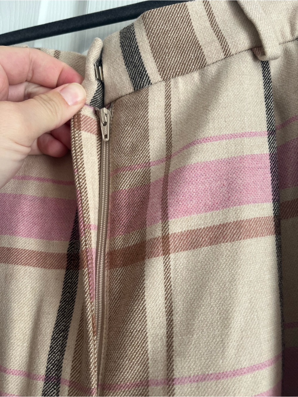 NWT COS High Rise Wide Leg Wool Blend Adjustable Waist Pink Plaid Trousers Sz 8 - Picture 3 of 16